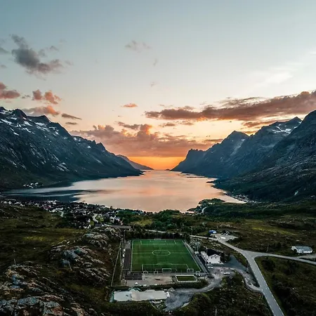 In Ersfjordbotn 2 Bedroom 1 Sleeping Coach Beds Up Too 6 Persons